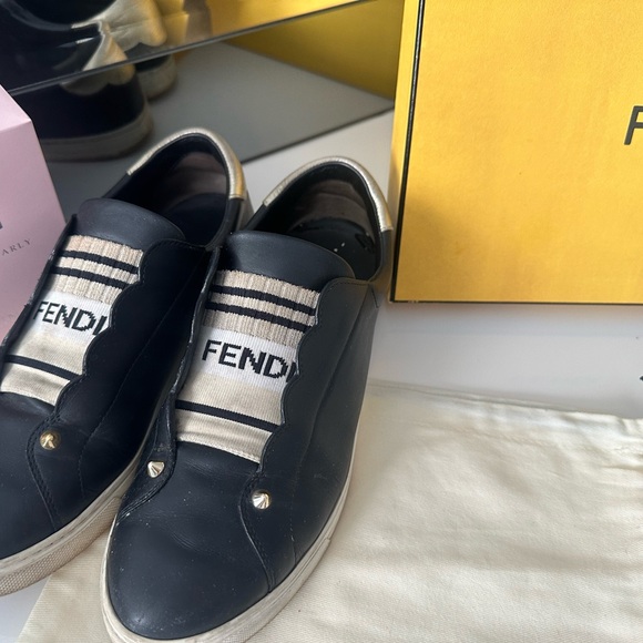 Fendi - Picture 14 of 15